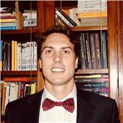 Laureato in economia e gestione d’impresa, lavoro come export manager per un’azienda e da anni aiuto i ragazzi con l’inglese. Ho studiato ad Oxford conseguendo il livello C1